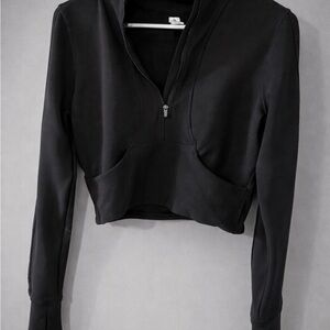 90 Degree By Reflex Black Cropped pullover